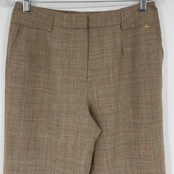 St. John Sport Tan Dress Pants Trousers with Gold Hardware Women’s Size 8 - Picture 3 of 14